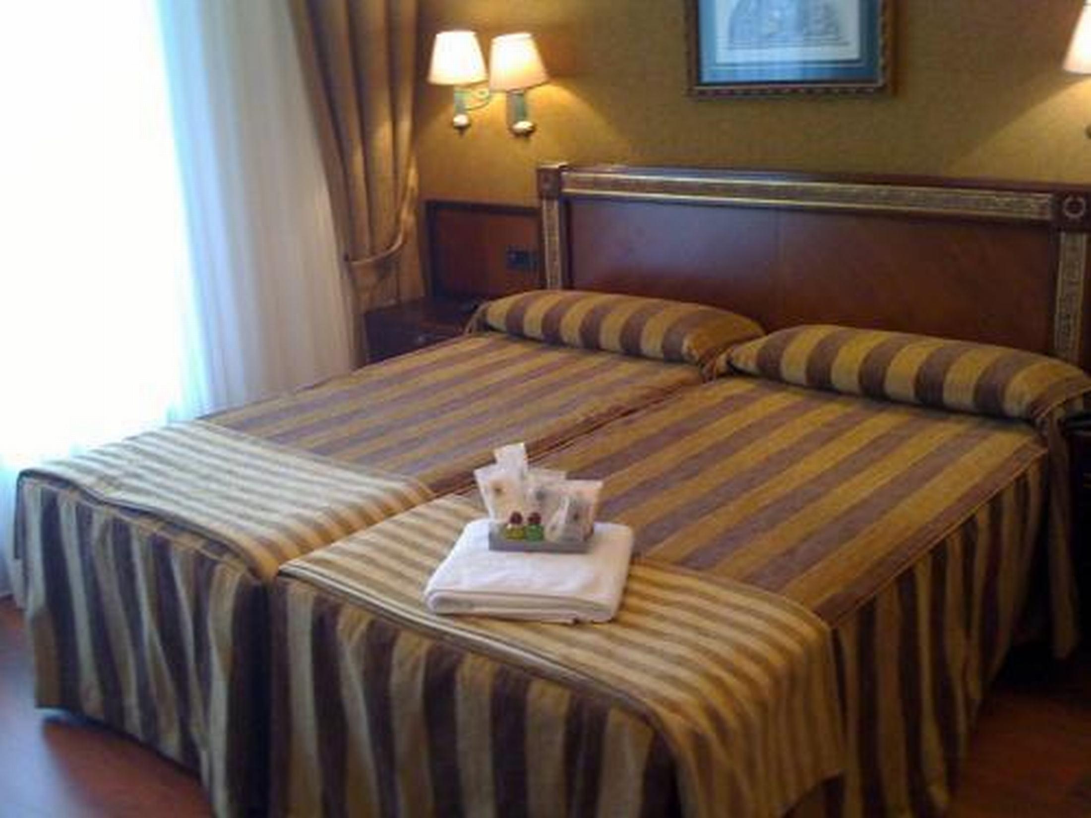 Hotel Begona Park Gijón Rom bilde